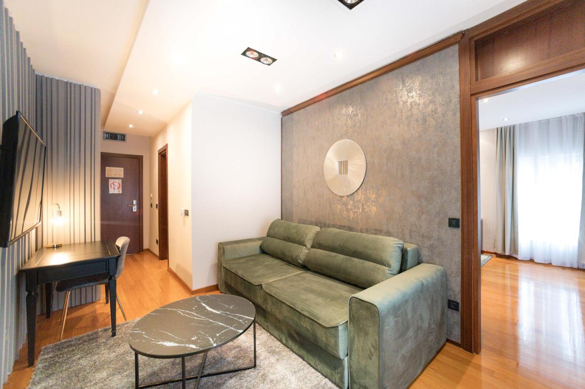 NATALI Luxury suites Belgrade Extérieur photo